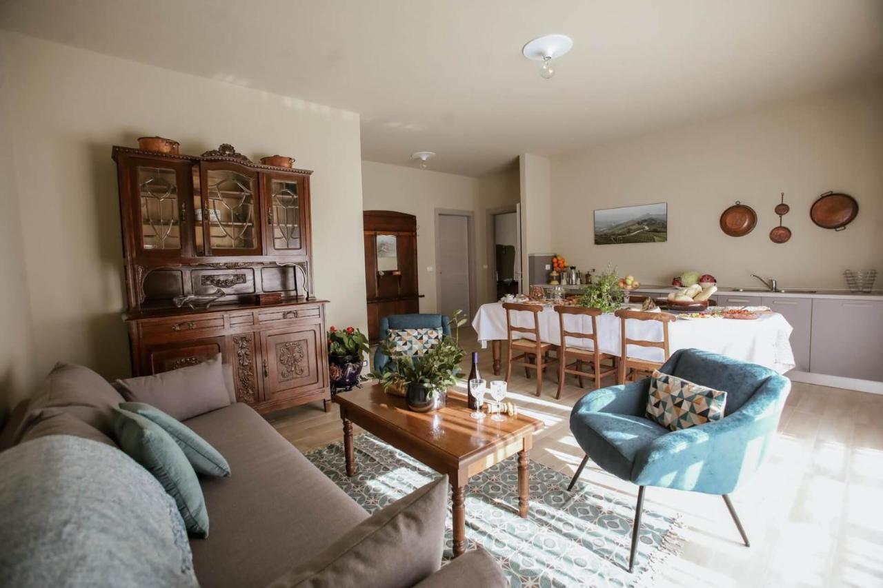 Ca'Du Lin - Jacuzzi Bed & Breakfast Cisterna d'Asti ภายนอก รูปภาพ