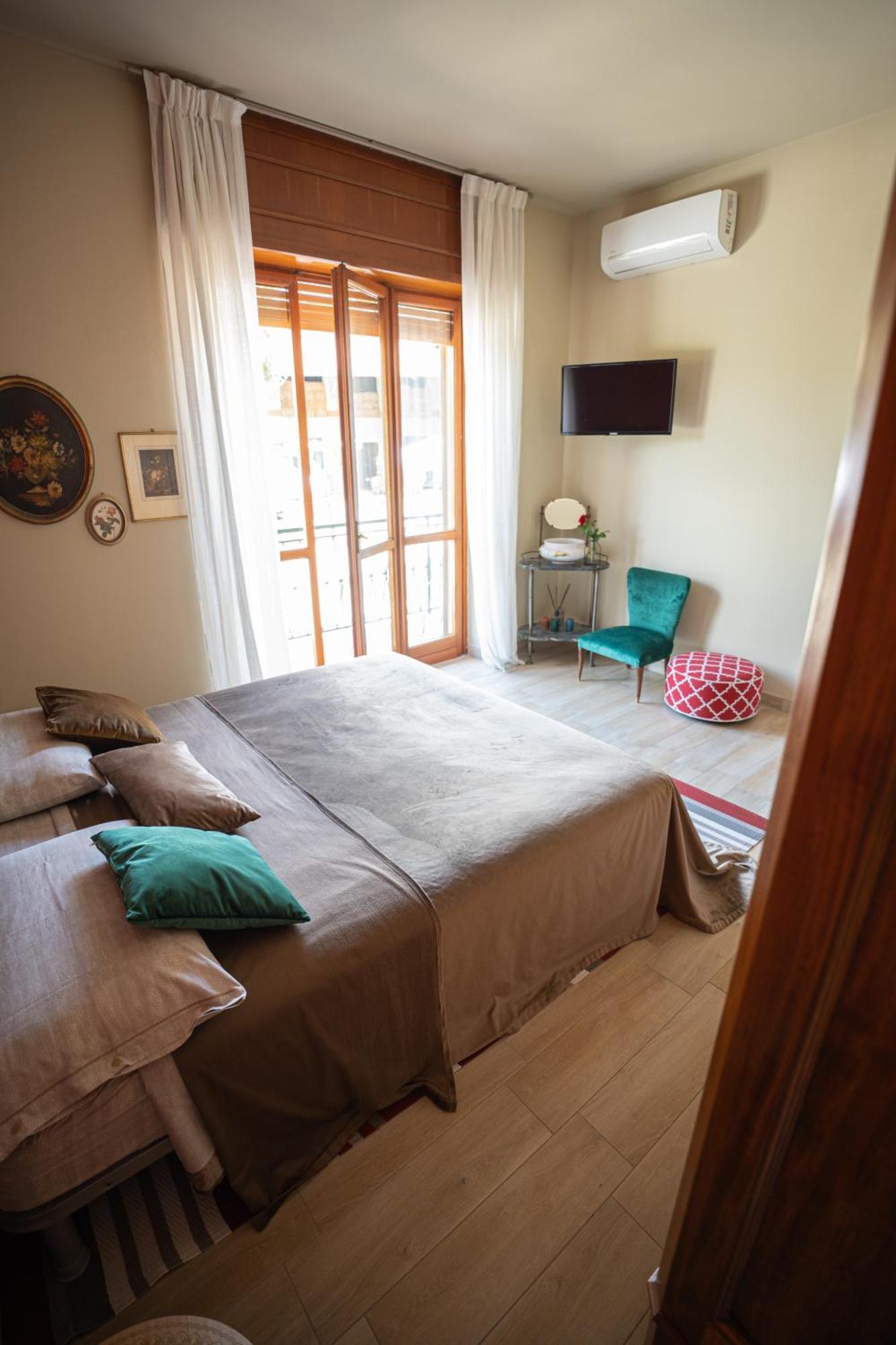 Ca'Du Lin - Jacuzzi Bed & Breakfast Cisterna d'Asti ภายนอก รูปภาพ